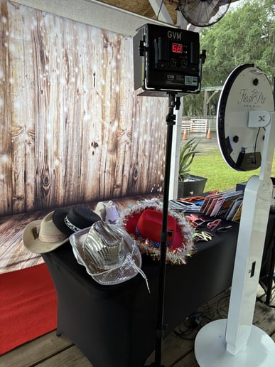Gallery photo 1 of FlashPix Booth Rental