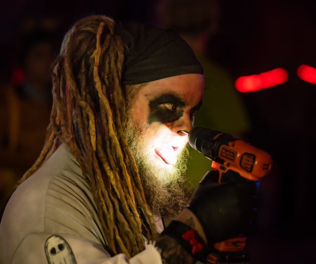 Gallery photo 6 of Cyanide Circus Sideshow