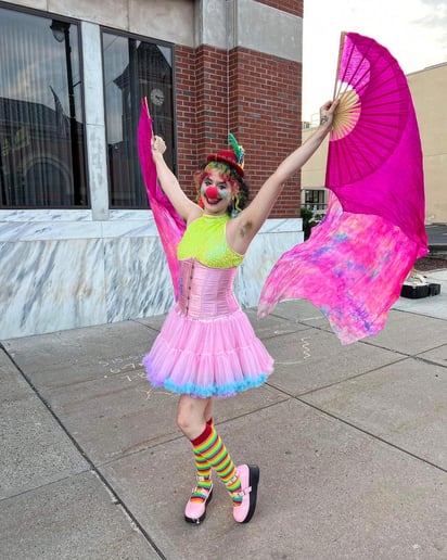 Gallery photo 6 of Seelie Circus