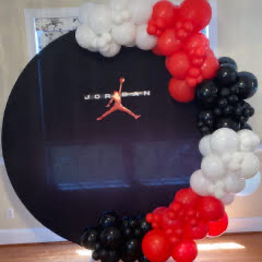 Gallery photo 1 of Floating Designs