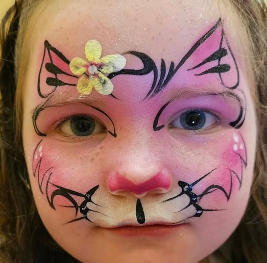 Gallery photo 7 of Flora's Facepainting
