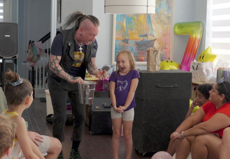 Gallery photo 2 of Florida's Kids Party Magician