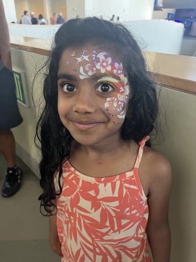 Gallery photo 4 of Flossy Facepaint!