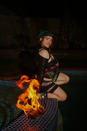 Gallery photo 4 of Flowed Out Dayze