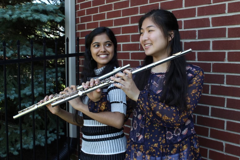 Gallery photo 2 of Flutist