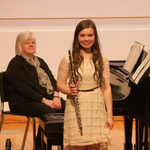 Gallery photo 2 of Flutist