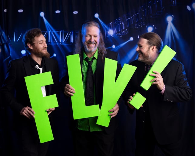 Gallery photo 1 of Fly!