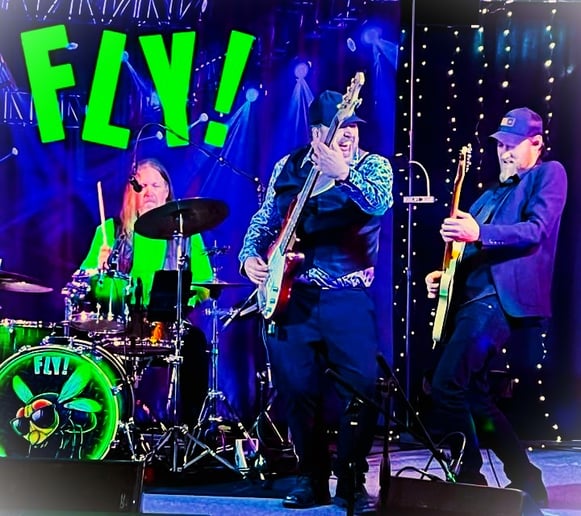 Gallery photo 3 of Fly!