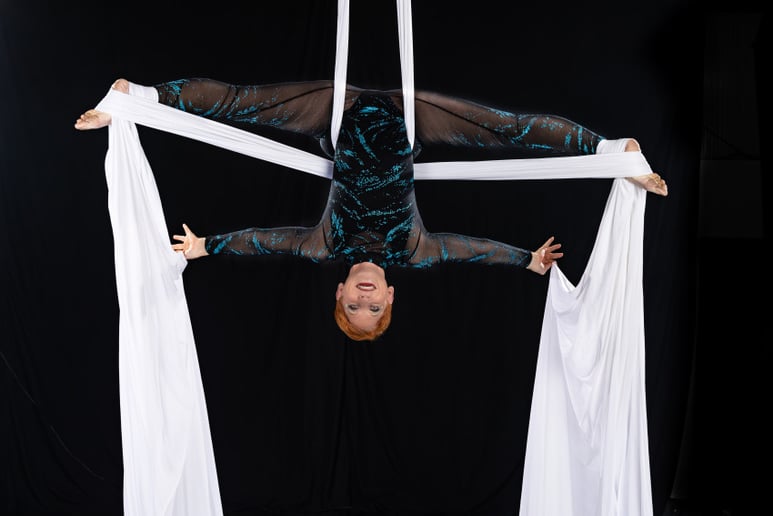Gallery photo 8 of Fly With Me
