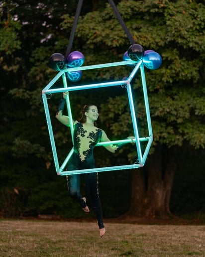 Gallery photo 10 of Flying Moon Aerials