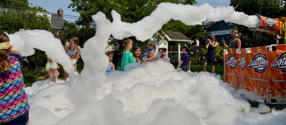 Gallery photo 4 of Foam Party All Stars