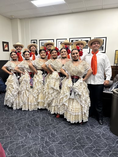Gallery photo 2 of Folklorico Revolucion