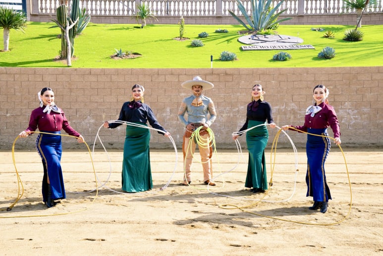 Gallery photo 7 of Folklorico Revolucion