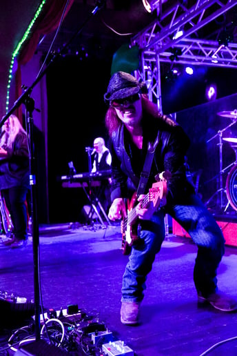 Gallery photo 1 of Foreigner Legacy
