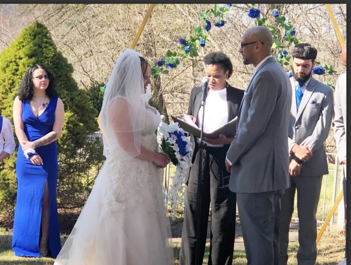 Gallery photo 1 of Antonia Robinson - Wedding Officiant