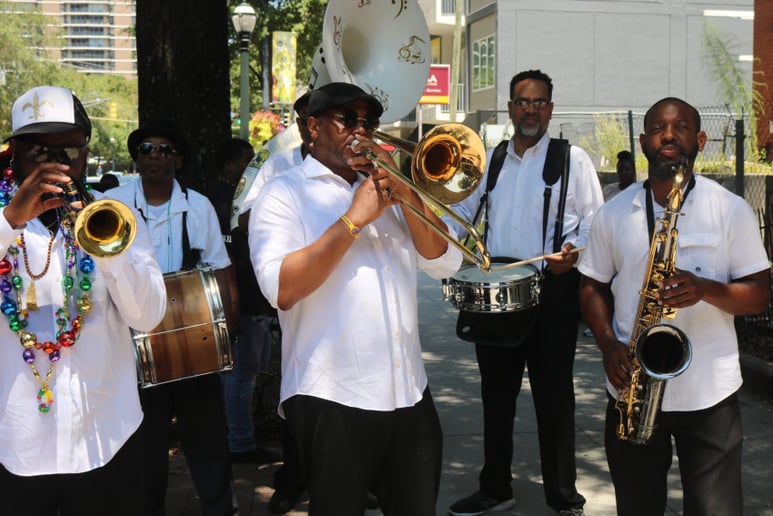 Gallery photo 5 of Four 0 Four Brassband-Official BB of Atl
