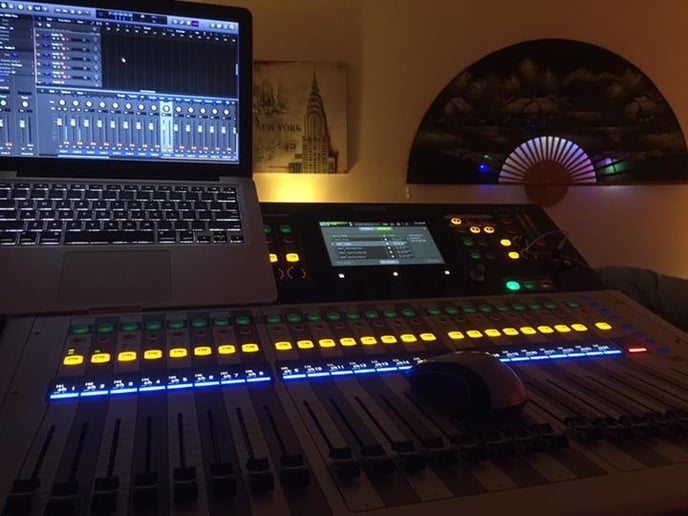 Gallery photo 2 of Fox City Pro Sound & Lighting
