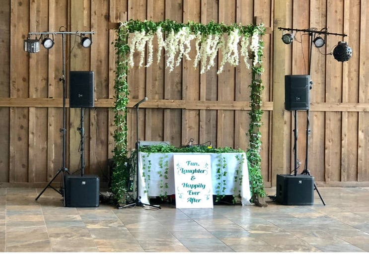 Gallery photo 3 of Fox DJ Services