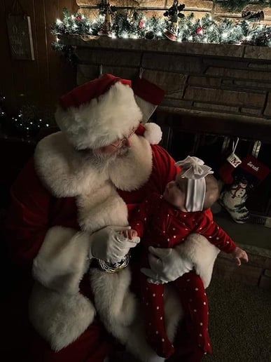 Gallery photo 5 of Fox River Santa