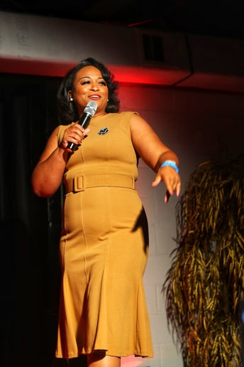 Gallery photo 6 of Foxx38