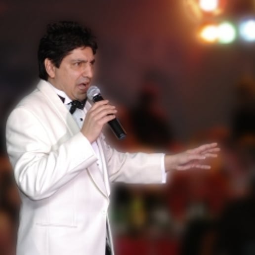Gallery photo 1 of Frankie Roma Rat Pack Singer