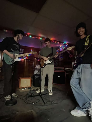 Gallery photo 2 of Camber Band