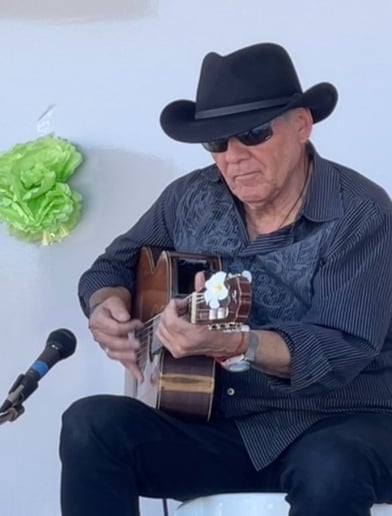 Gallery photo 1 of FredyGuitar