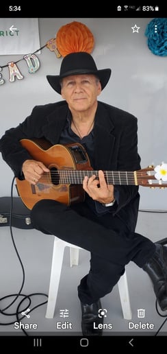 Gallery photo 2 of FredyGuitar