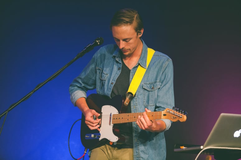 Gallery photo 2 of Jimmy Paton - Worship Leader
