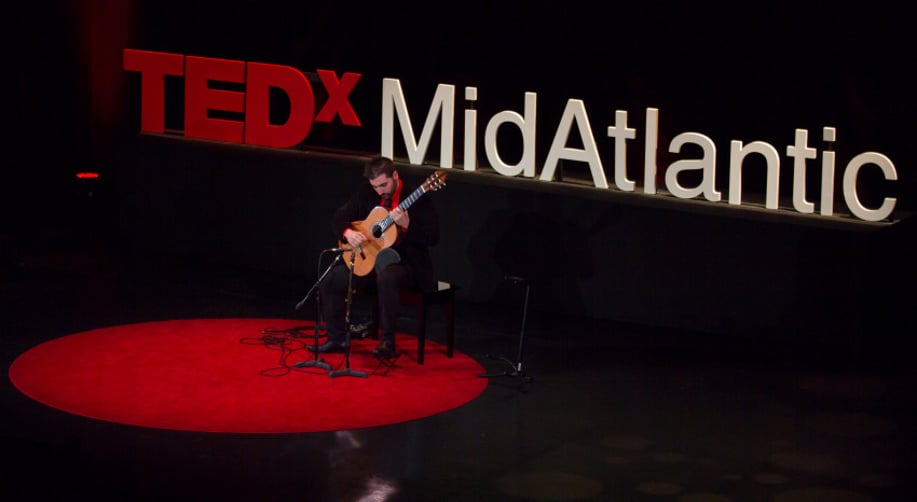 Gallery photo 1 of French Classical Guitar & Pop Singer