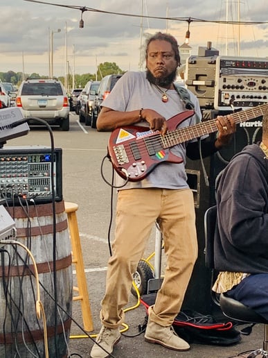 Gallery photo 1 of Fresh Reggae Band