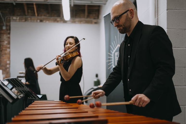 Gallery photo 1 of Fretless Music