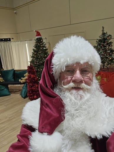 Gallery photo 2 of T-Town Santa