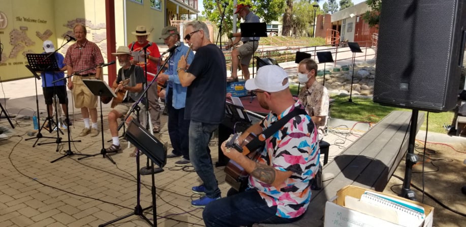 Gallery photo 9 of Front Street Troubadours