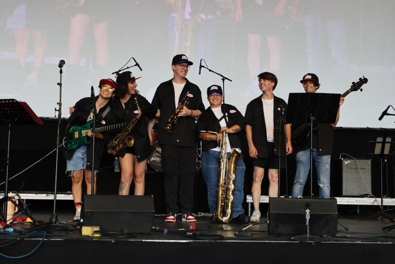 Gallery photo 7 of Full-Throttle Funk