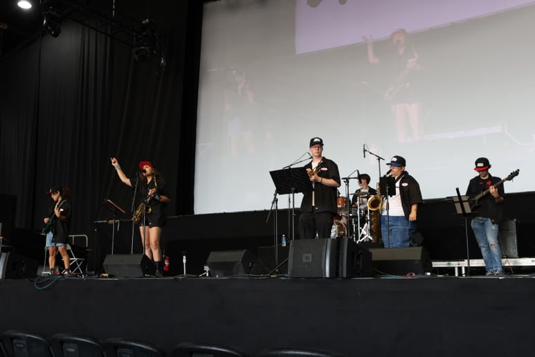Gallery photo 2 of Full-Throttle Funk