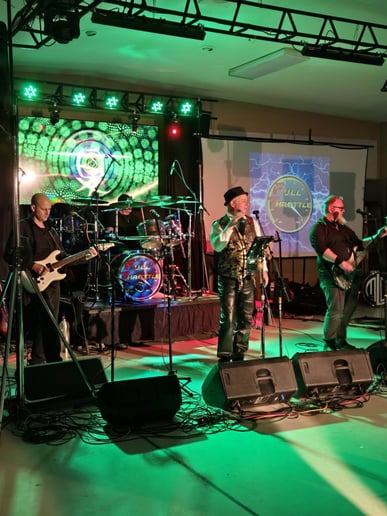 Gallery photo 3 of Full Throttle Rocks