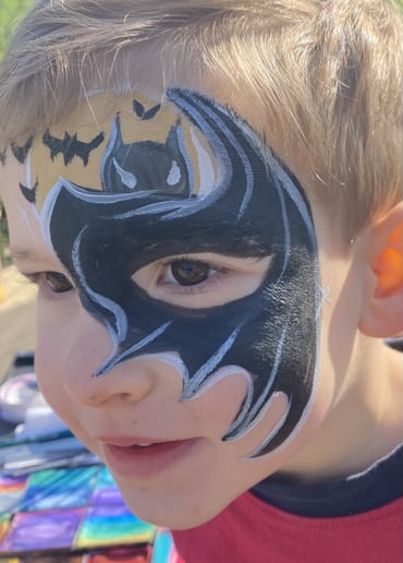 Gallery photo 1 of Party Wave Face Paint and Tattoos