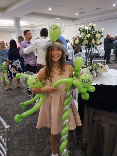 Gallery photo 9 of Fun Balloon Twisting Entertainment