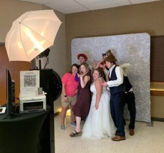 Gallery photo 3 of Fun Fab Photo Booths & DJs