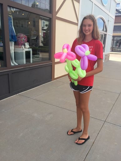 Gallery photo 16 of The Balloon Lady
