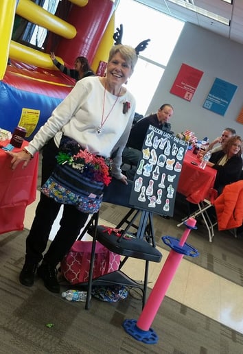 Gallery photo 30 of The Balloon Lady
