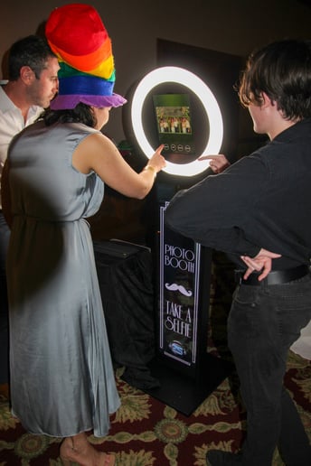 Gallery photo 2 of FunBox Photo Booths