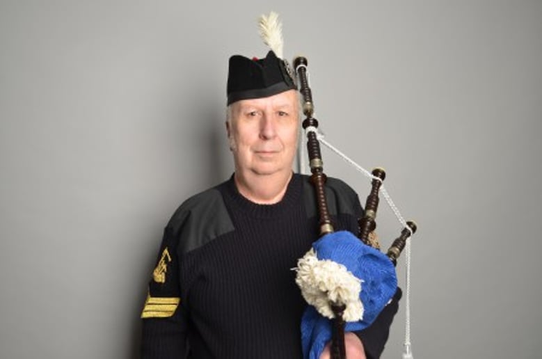 Gallery photo 1 of Wayne Francis Professional Funeral Bagpiper