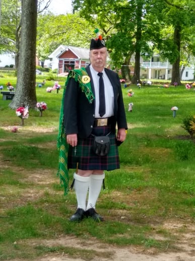 Gallery photo 5 of Wayne Francis Professional Funeral Bagpiper