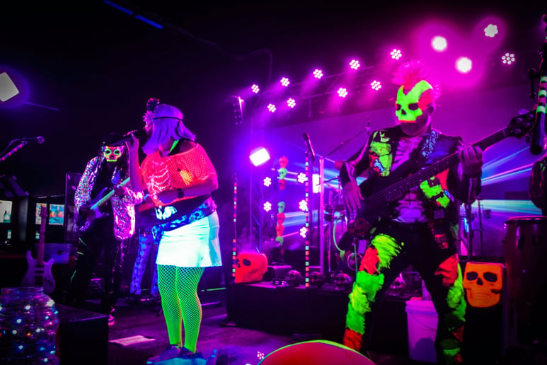 Gallery photo 2 of Funky Bonez