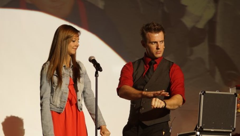Gallery photo 4 of Funny Hyper Magic - Christopher James