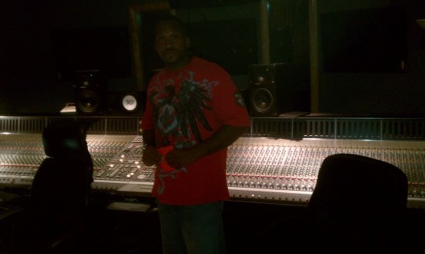 Gallery photo 2 of Fuquan Maleeck