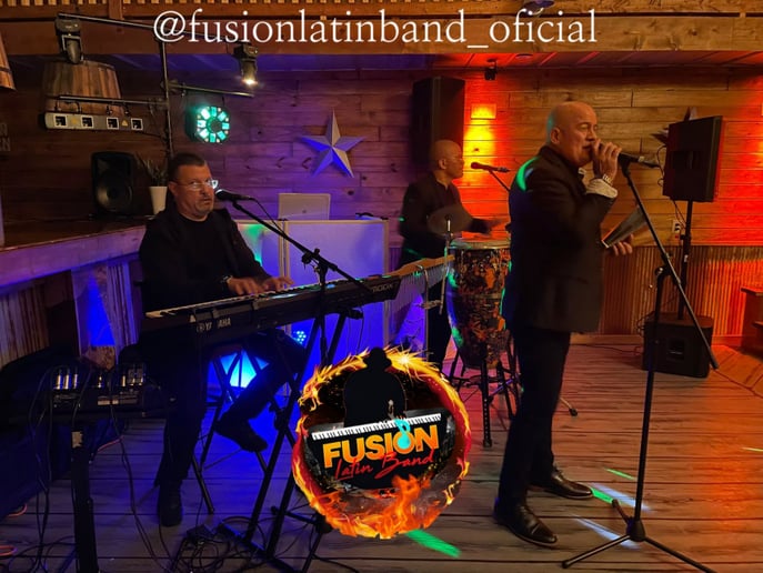 Gallery photo 7 of Fusion Latin Band