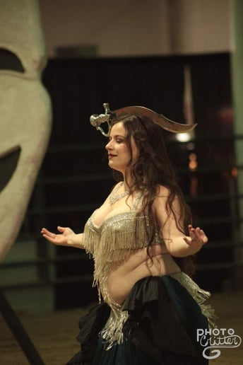 Gallery photo 6 of Raven
